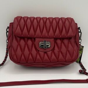 Badgley Mischka Quilted Red Shoulder Bag! Elegantly Designed. Classy and Chic!